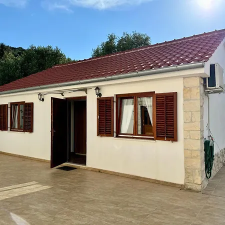 Kristal House Vinisce