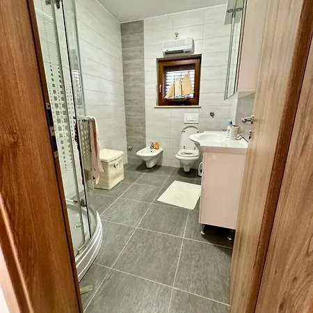 Kristal House Vinisce