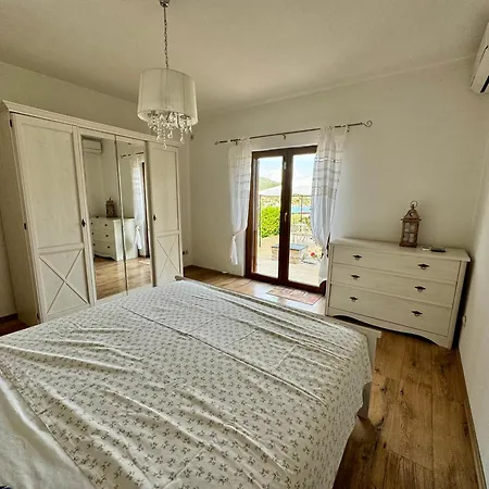 Apartman Kristal House *